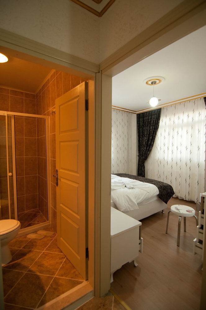 Bera House Apartment Истанбул Екстериор снимка